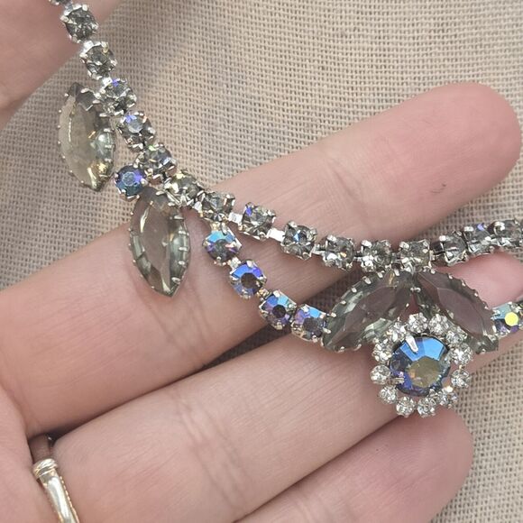 Vintage 15” AB Marquise Rhinestone Flower Choker Open Back Necklace Silver Tone - Picture 2 of 5